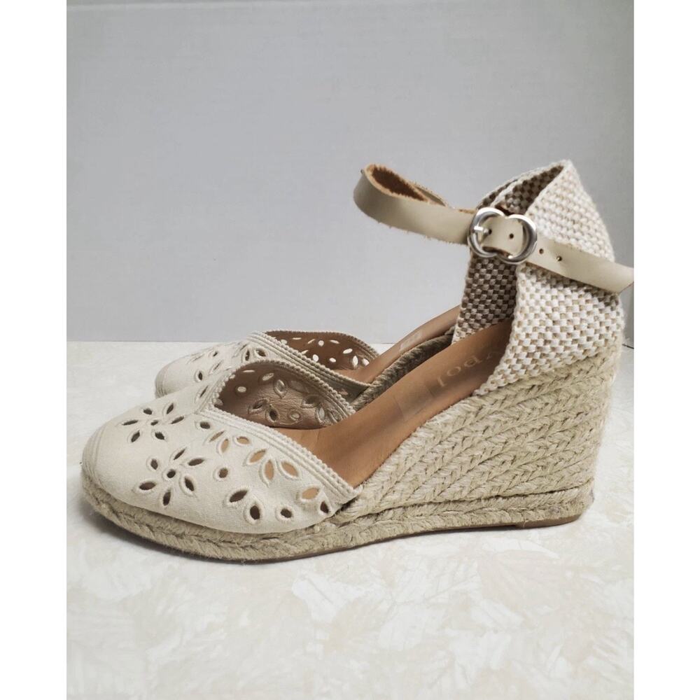 Women's EU 40 9 Maypol Eyelet Lace Cream Espadrille Luxury Wedge Sandal Prep - Picture 1 of 6